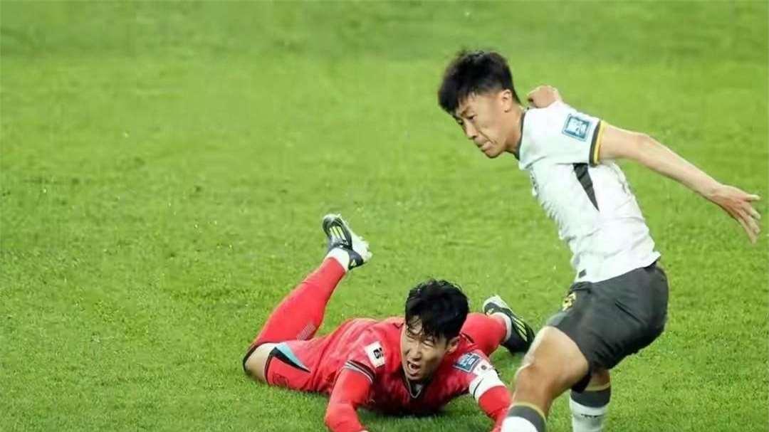 ​国足决战日本，力争世界杯新突破