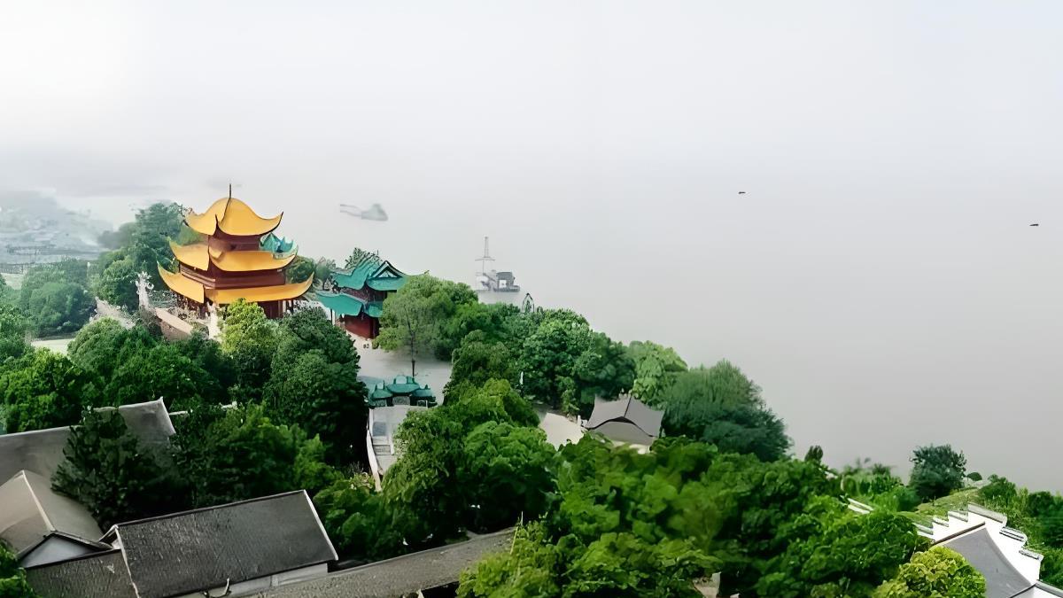 封建王朝中的“完人”，他最有资格当选