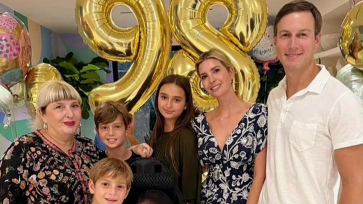 特朗普冷落女儿导致伊万卡受到网络攻击后她发视频回击！