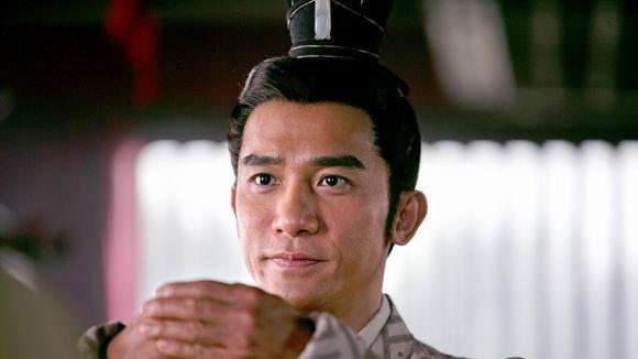 东汉中期，皇帝偶然赦免一个罪犯，结果却造就了一个两千年世家！