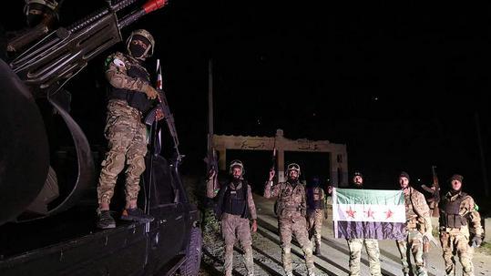 叙利亚获强援！第三国跨境派兵，俄换将助阿萨德