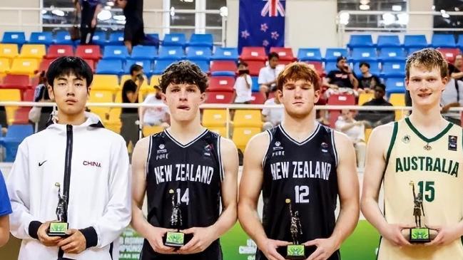 世界杯19投32分！再见了！崔永熙 这才是能打NBA的中国前锋