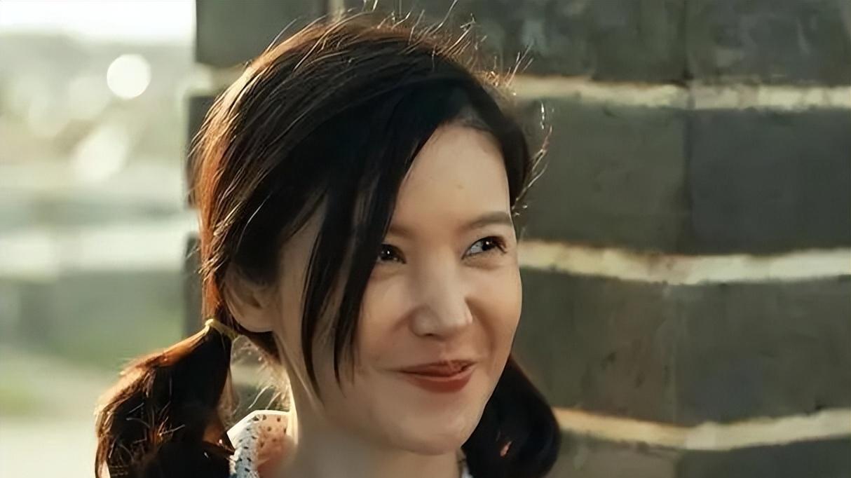 当“人工脸”混进法治剧，鼻歪嘴斜下巴像锥子，看到她就想快进