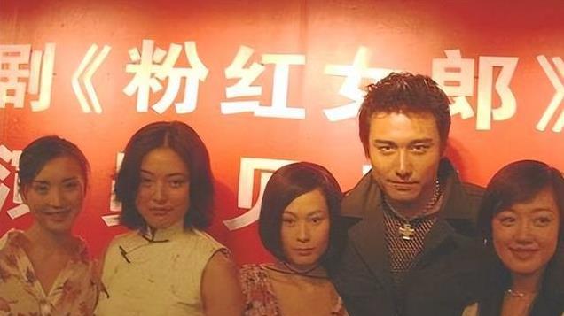 出道多年无绯闻，嫁给大5岁经纪人，曾经的“男人婆”已渐渐隐退