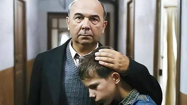 电影《放牛班的春天》：一曲爱与教育的和谐乐章