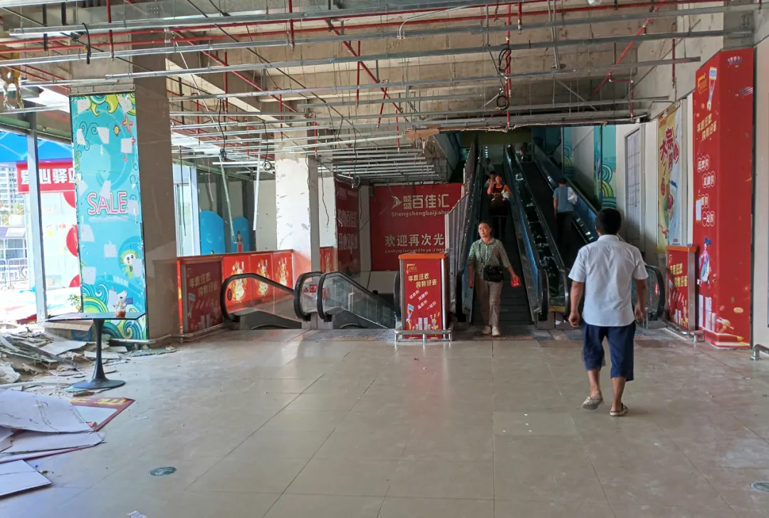 台风“摩羯”离开之后，灾民生活告一段落