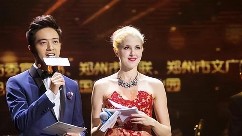 央视最火外籍女星金小鱼，爱上中国小伙却遭抛弃，她如今怎么样了