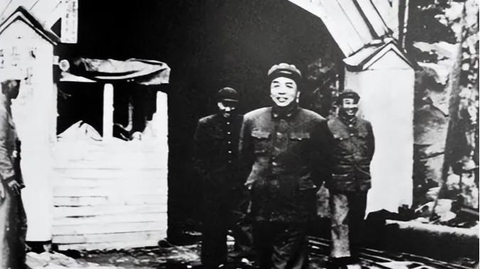 庐山会议后，叶帅流泪劝彭总：教员还在世你就这样，将来谁能管你