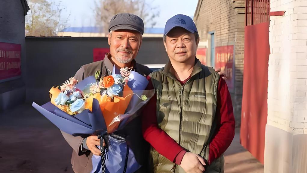 赵恒煊“抛妻弃子”逐梦中戏，给糟糠之妻许30年承诺，今守诺了吗