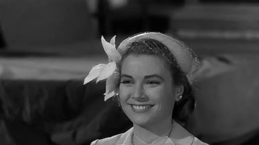 从好莱坞女演员到摩纳哥最美王妃，格蕾丝·凯莉的传奇人生