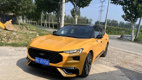 大马力的啸日橙蒙迪欧运动版，驾驶极致愉悦