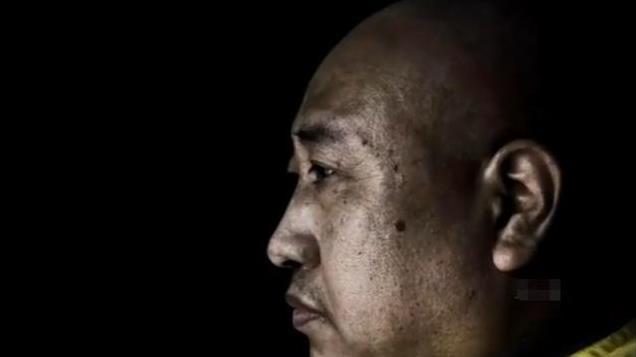 《我是刑警》富大龙终于出场，为追凶隐姓埋名20年，秦川自愧不如