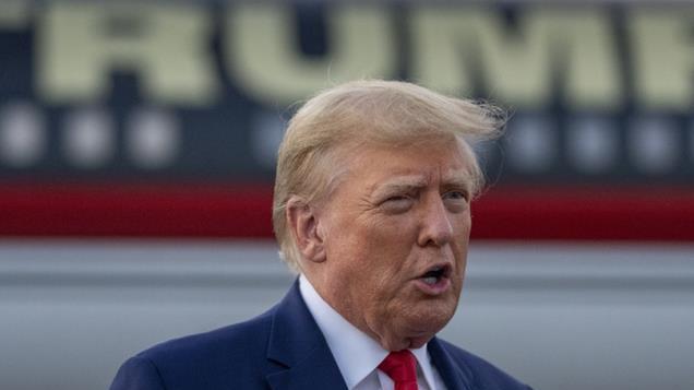 90艘舰艇剑指第一岛链，解放军即将启动军演？特朗普对华态度变了