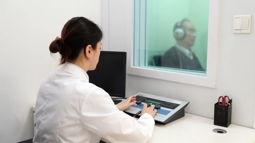 助听器多少钱一个? 不同价位的助听器有什么区别？