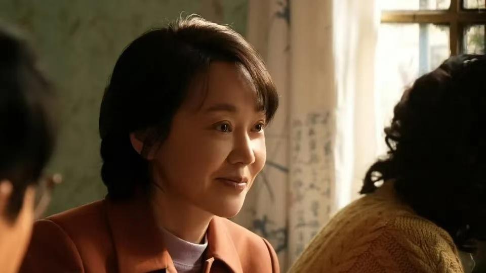 小巷人家：黄玲娘家那么有钱，她被婆家欺负，娘家为什么不帮她？