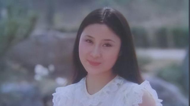 风光后“过气”的内地功夫女星现状：去国外、当道姑、成武术教练
