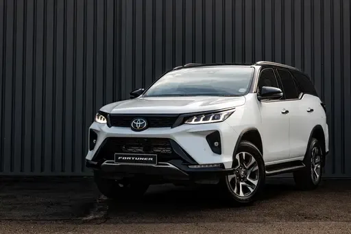 丰田放大招！28万起硬派SUV，2.8T+四驱+非承载车身超值