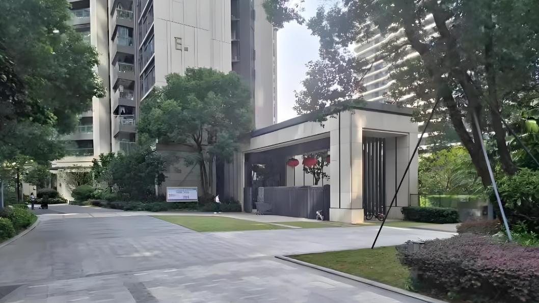住房税收新政，深圳有哪些90≥140㎡的法拍房房源推荐？