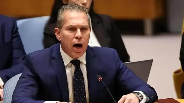 黎巴嫩中计了，以同意停火是假象，内塔找到新目标，中方表态