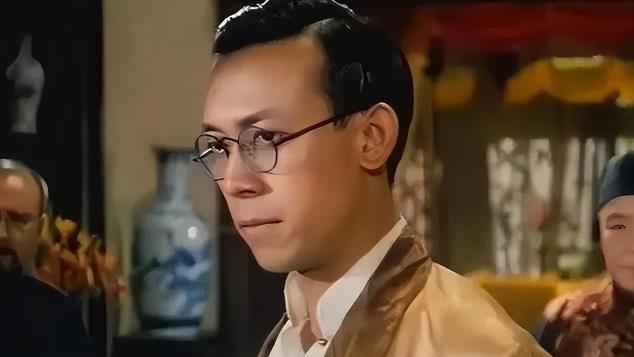 半路出家的导演姜文，26年只拍了6部电影却影史留名，凭啥这么牛