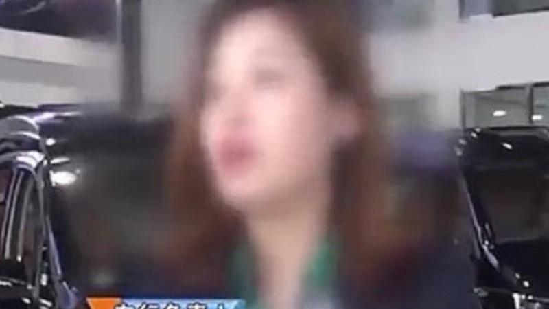 全款买车却不能上牌，女车主露宿街头讨说法，经销商：车管所问题