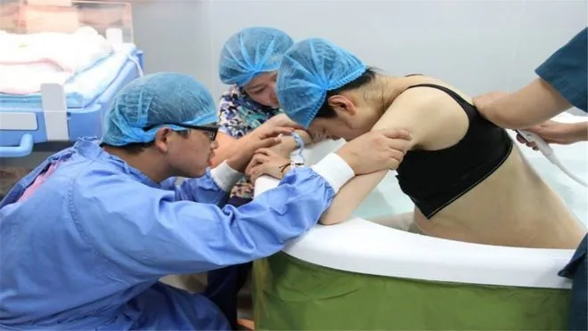 水中分娩到底安全吗？为什么大多数医院不提倡？