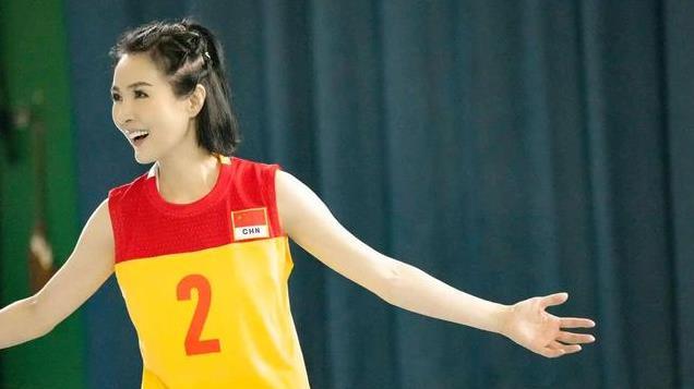 姜文让她“一脱成名”，可她戏外却守身如玉，今年过50岁还没对象