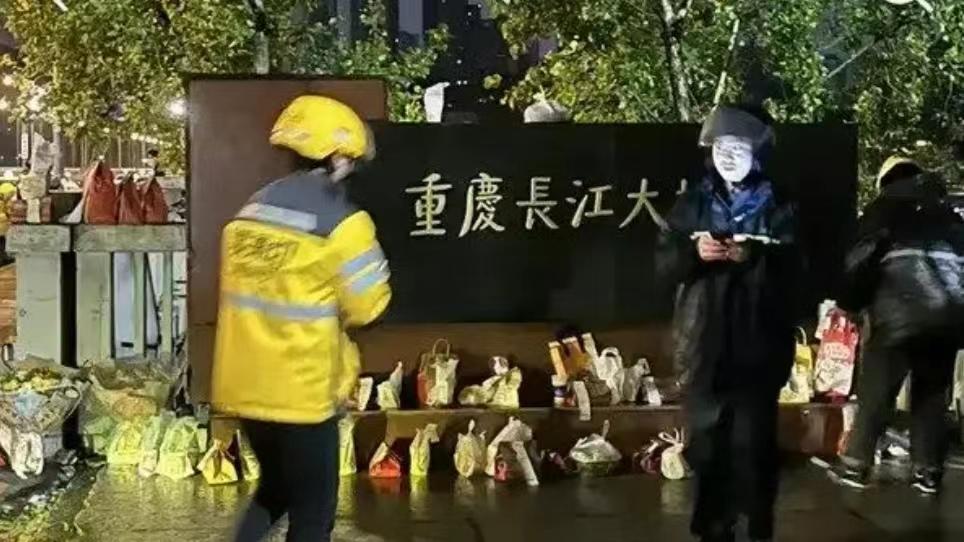 “胖猫”空包事件里，茶百道能否变“危”为“机”？