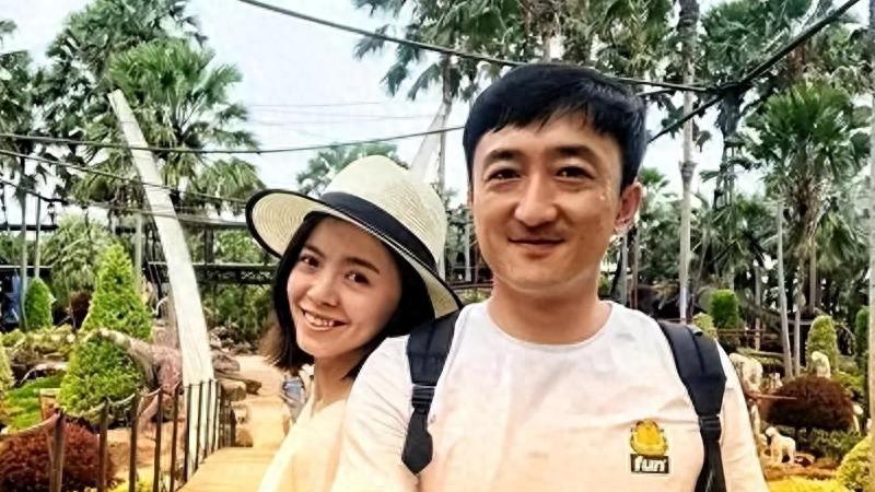 原来他早已离世！发病当天就离开人世，只留下娇妻和7个月大女儿