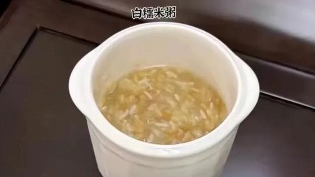 一起来看看月子餐吃什么，每一天非常丰富，让产妇吃好睡好很重要