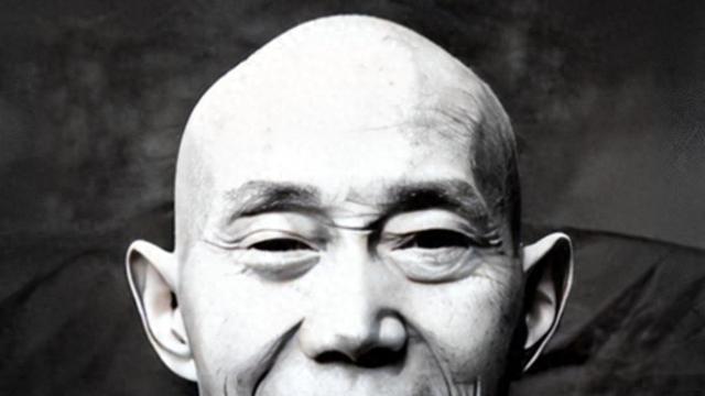 1940年，一地下党投靠日军后，见日军少将突然开枪，谁知枪卡壳了