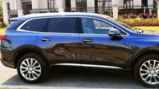 合资中大型SUV，媲美理想L9，从34万跌至22万多，还要啥比亚迪唐？