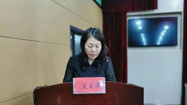 漯河市公路建设和养护中心原书记吴晓琳被查 照片曝光 长相徐娘半老