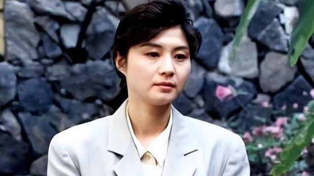 朝鲜女特工：我吃得比高干好，教官要我有随时与外国人结婚的觉悟