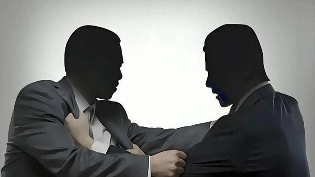 听话一定好吗？现老板是前老板和他领导暗斗的产物，很听话，但…