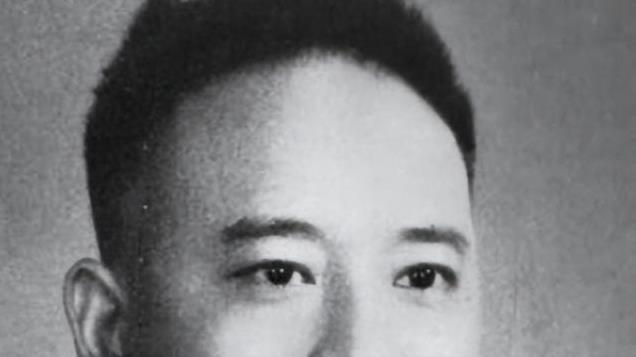 地下党罗广斌被捕，特务怕得罪他哥哥，便打招呼：你弟弟是共产党