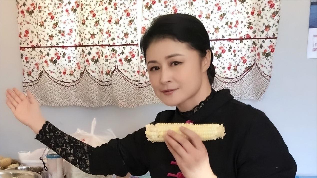 原班人马？王红梅加盟《乡村爱情18》，是来接手大脚超市的吗？