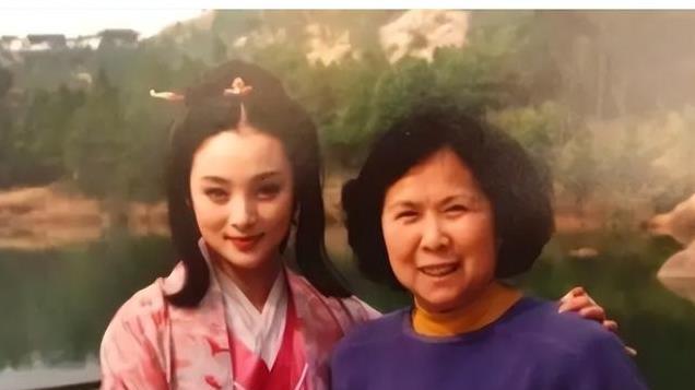 琼瑶已逝，她的审美有多好？细数历代令人惊艳的琼女郎们