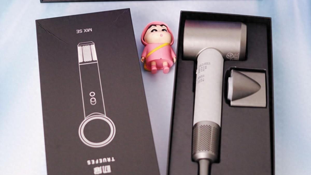 戴森最佳平替？实际上手专业医学级养发的初扉MIX SE，用事实说话