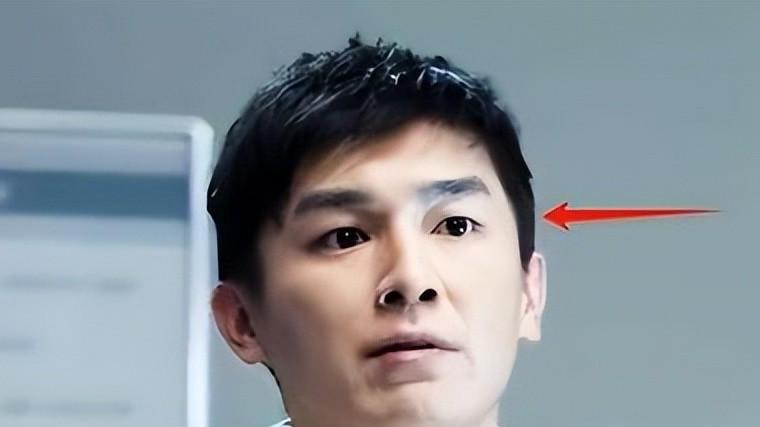 挤眉弄眼就别演警察，看了田雨才知《黑白诀》杨旭文演技有多拉胯