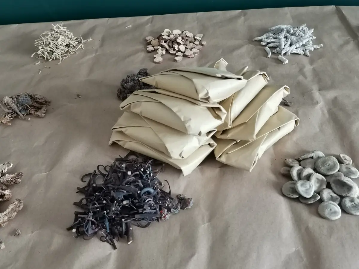 一方“藏”在乡村的本草与千里之外“腰突人”的缘分