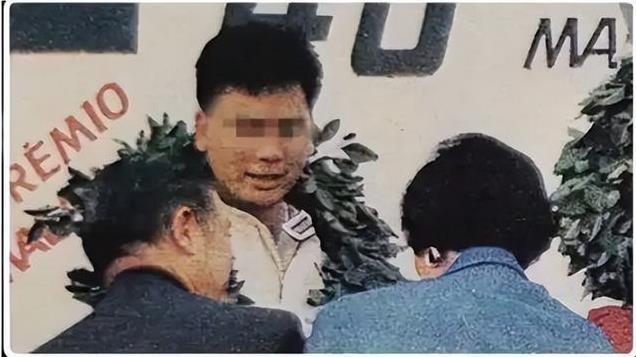 男友身亡后，她当富豪情妇26年，原配和她当姐妹，还对她言听计从