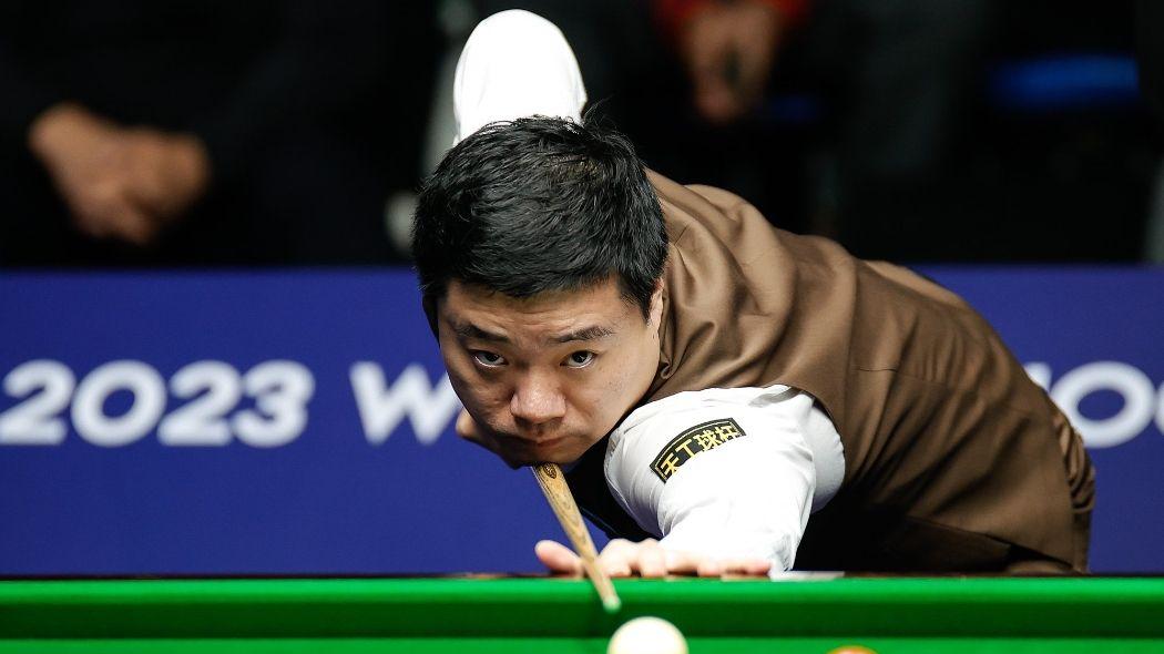 斯诺克苏格兰公开赛战报，丁俊晖4-0戴维斯，主任打出单杆137