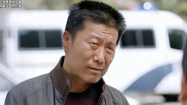 《我是刑警》：同样扮演刑警队长，把富大龙和朱辉放一起高下立见
