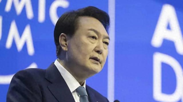 尹锡悦要“梅开二度”？执政党改变态度了，军方透露一个危险信号