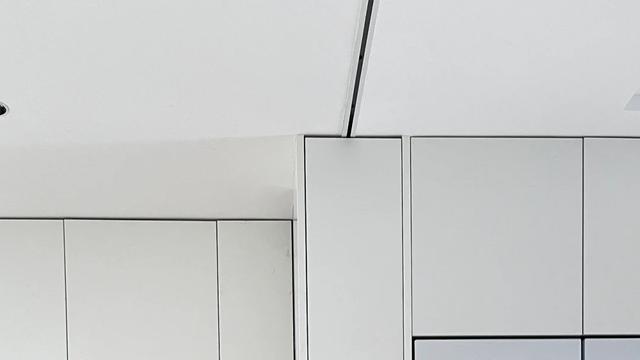 越来越多人厨房不装推拉门，大家都在装“隐形门”，真的太聪明了