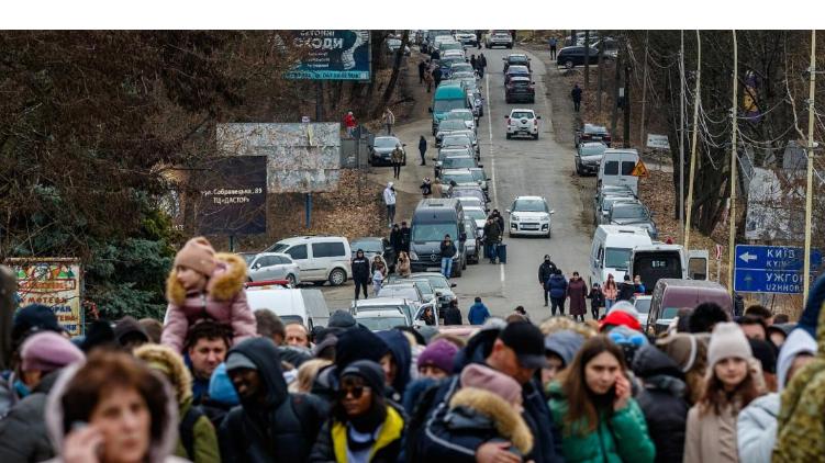 一条冷血命令，从美国传来，乌军赔上3代人，与西方玩政治游戏？