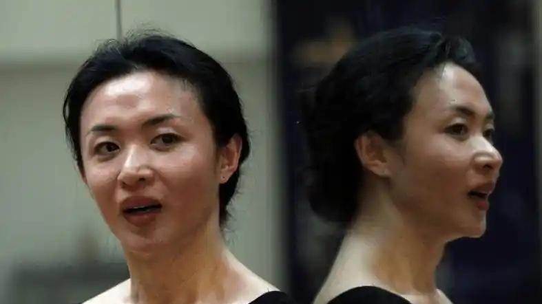 金星真面目曝光：靳东七字评价直击要害，这次难逃舆论风波