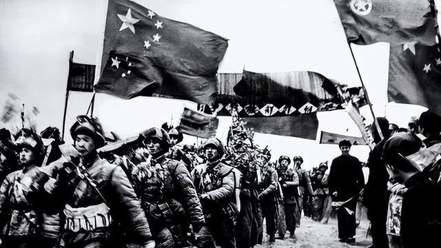 1951年，首批入朝的4位军长回国与毛主席见面，他们领到多少奖金