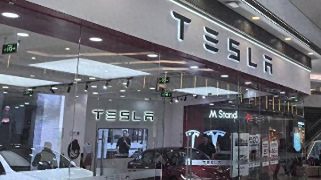 多重补贴加持，新能源或迎历史低价，深圳19万元Model 3开回家